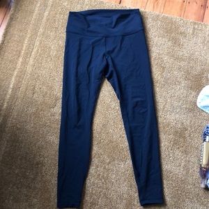 Size 10 lululemon high waisted leggings